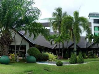 The Ritz Hotel at Garden Oases - Davao - 8