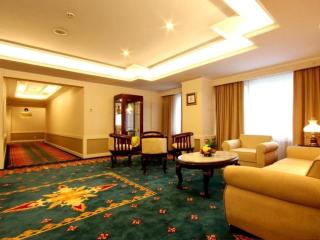 Kartika Chandra Hotel - Jakarta - 5