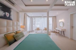 StayVista at Summer Days with Pvt Pool & Alfresco Dining - Nagoa-Bardez - 3