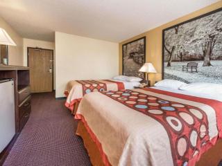 Super 8 By Wyndham Franklin/Middletown Area - Middletown - 1