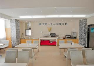 City Comfort Inn Yulin Bobai Pedestrian Street - Yulin - 5