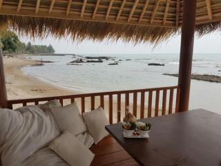 Double G Resort Anyer - Carita - 1