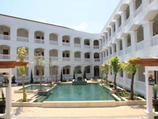 Hotel Ammi Cepu - Cepu - 4