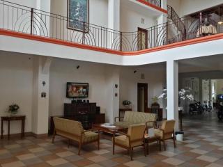 Arondari Hotel - Sukabumi - 8