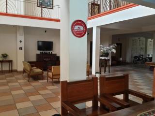 Arondari Hotel - Sukabumi - 1