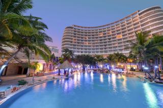 Grand Soluxe Hotel and Resort Sanya - Sanya - 3