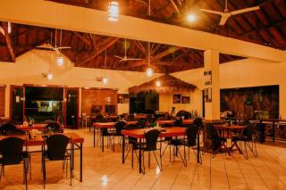 Augusta Sukabumi Hotel - Sukabumi - 8