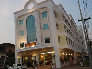Seng Aroun Hotel - Pakse - 9