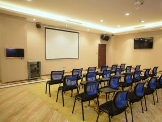 Zhonglian Harbor Hotel - 5