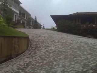 Jimmers Mountain Resort - Puncak - 1