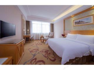 Vienna Hotel Guangzhou Changlong Chinese Food Court Branch - Canton - 2