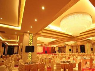 Fortune International Hotel - 1