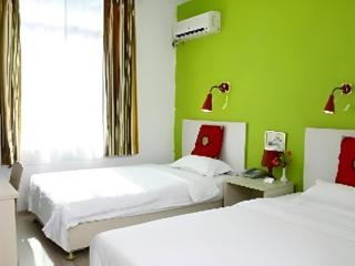 Super 8 Hotel Guangzhou Huanghuagang Branch - Canton - 1