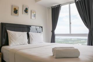 Warm and Cozy 2BR Tokyo Riverside PIK 2 Apartment By Travelio - Rawalembang - 0