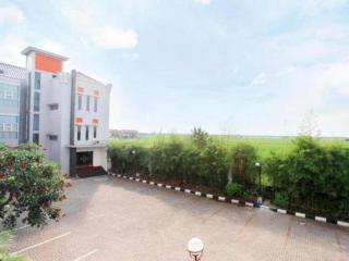 Plaza Hotel Tegal - 1