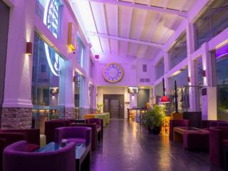 Gran Senyiur Hotel - Balikpapan - 5