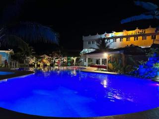 Coco Mango's Place - 7