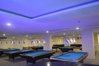 I&M Hotel Billiard - Surabaia - 2