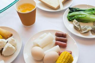 Yijian Holiday Hotel - 6