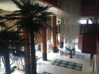 Labersa Grand Hotel &Convention Center - Pekanbaru - 3