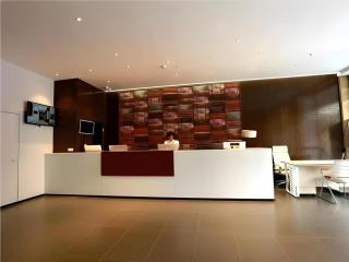 JTOUR Inn Guilin Two Rivers and Four Lakes Walmart - Guilin - 8