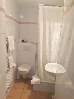 Barcelona Bed & Breakfast - Düsseldorf - 8