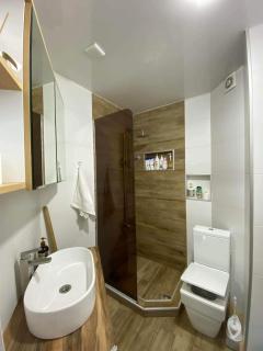 Mates Guest House - Angisa - 5