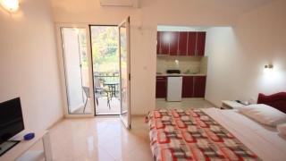 Apartments Percobic - Sutomore - 2