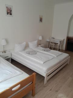 LUBERT APARTMÁNY s.r.o - Praga - 1