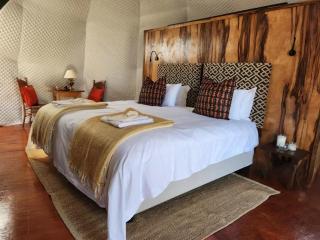 The Karoo Glamping Dome - Graaff-Reinet - 6