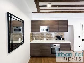 Urban Flat 108 - Classic Parisian 4 BDR Flat - Paris - 1