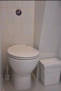 au COEUR de Paris Joli Nid équipé calme clair Ascenseur AC - 1