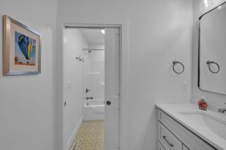 Sunset Cove home - Oshkosh - 1