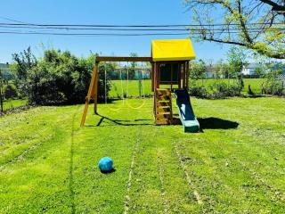 King Beds -Pet Friendly Fully Fenced Yard - Kenmore - 6