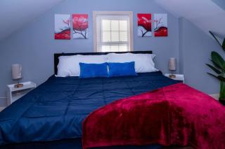 King Beds -Pet Friendly Fully Fenced Yard - Kenmore - 5