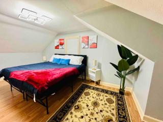 King Beds -Pet Friendly Fully Fenced Yard - Kenmore - 3