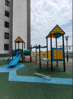 #T1-13A08 D'Pristine Family Netflix 100mbps bySTAY - 4