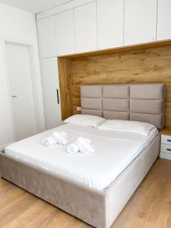 Boulevard Apartment - Tirana - 2