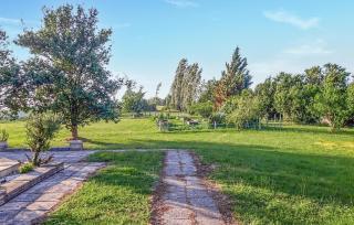 Lovely Home In Monclar-De-Quercy - Monclar-de-Quercy - 2