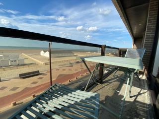 Lichtrijk vakantie-appartement met zeezicht - Knokke-Heist - 0