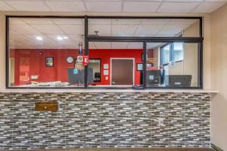 Americas Best Value Inn Opelika - Opelika - 1