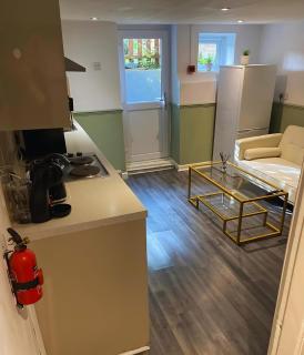 GH Basingkstoke - Local Apartment for 5 guests - 5