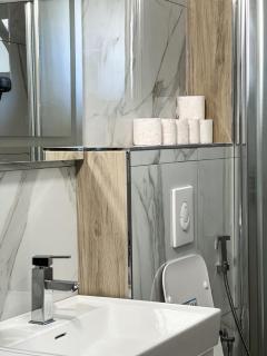 Komuna Parisit New Apartment - Tirana - 6