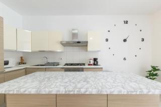 Spacious Apartment with Side Sea View - St Paul's Bay - 1