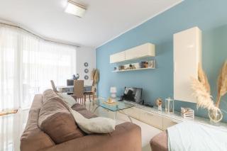 Spacious Apartment with Side Sea View - 2