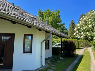 Ferienwohnung Julia in einem Ferienhaus mit drei Wohnungen - Putbus - 8