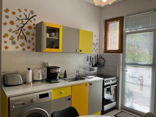 ART ATELIER GERI with a terrace, free parking & wi-fi - Blagoevgrad - 7