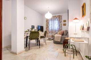 Piso con patio privado y parking Nervión Sevilla - Seville - 5