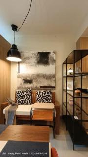 Modern Rustic 1-Bed Condo in MoA Complex - Manila - 0