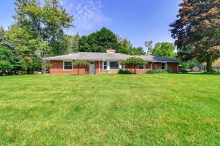 Home about 17 Mi to Detroit with Patio and Grill! - Southfield - 8